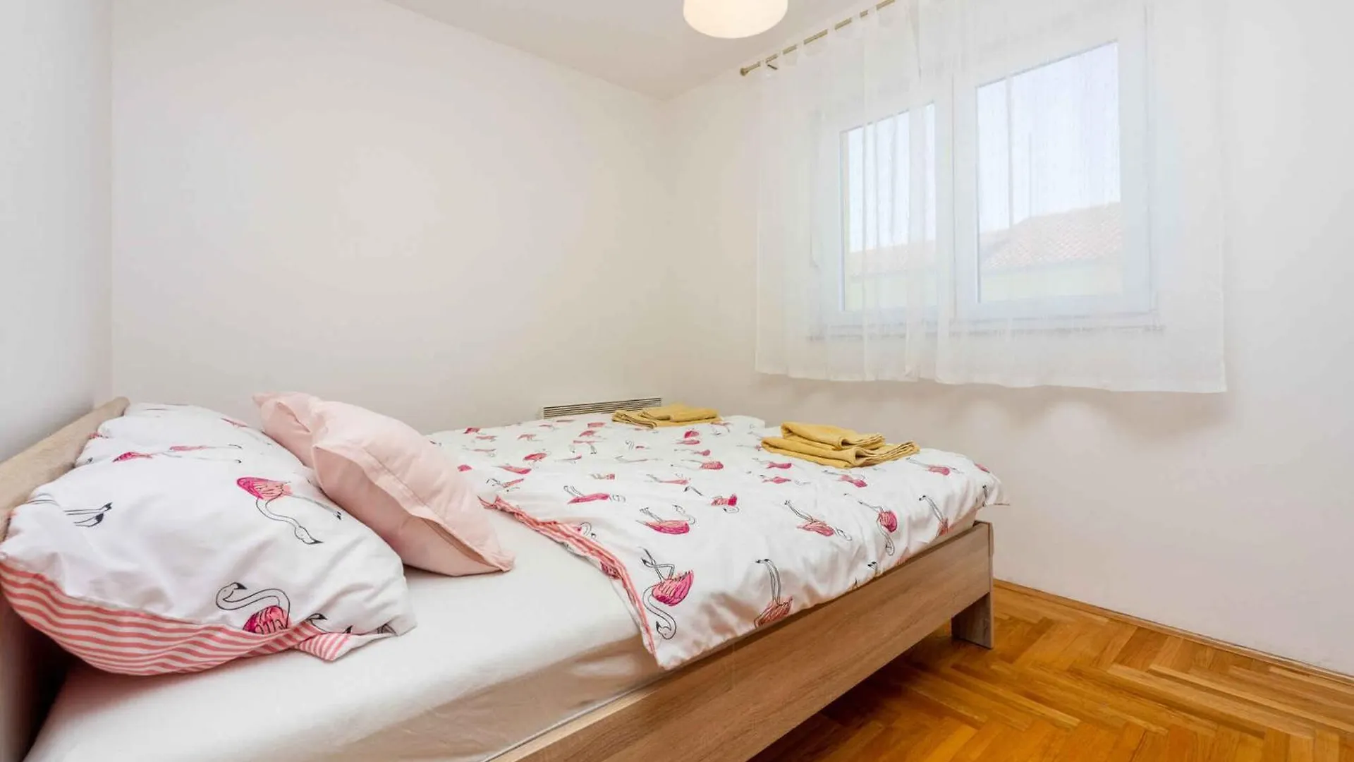 Apartment In Jadranovo 45042