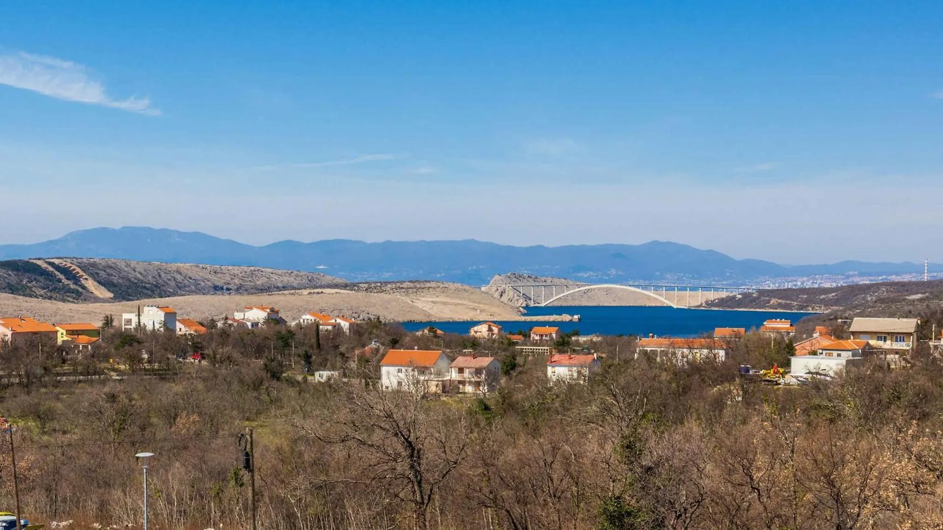 Apartment In Jadranovo 45042
